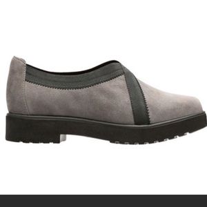Clarks bellevue cedar shoes. Size 10